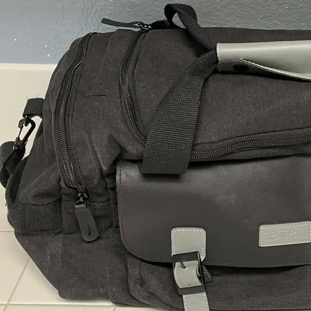 Bella Russo canvas travel bag
